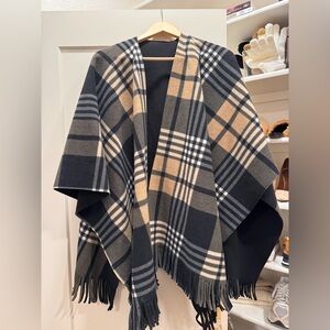 FLEECE SHAWL / WRAP ONE SIZE